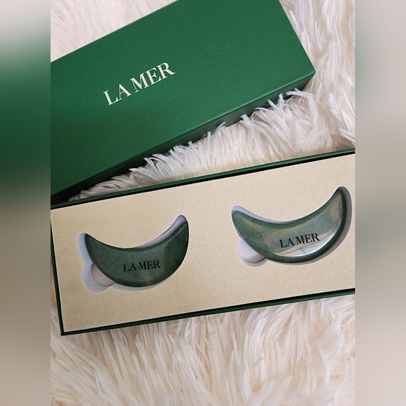 La Mer Reusable Jade Cooling Eye Mask Stone- NEW IN BOX (NWOT)
